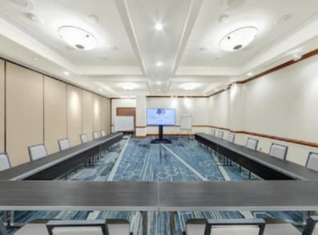 copy-of-05-meetings-and-events-terrace-iv-ballroom.jpg