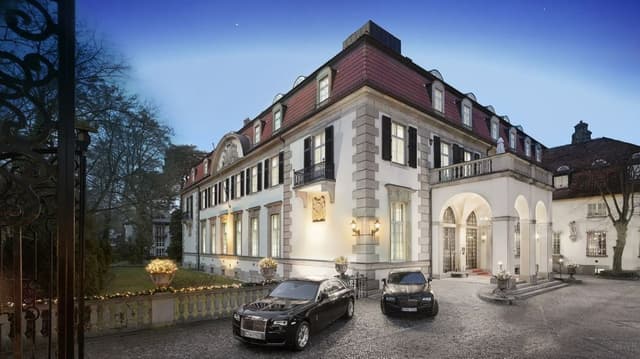 Full Buyout of Schlosshotel Berlin by Patrick Hellmann