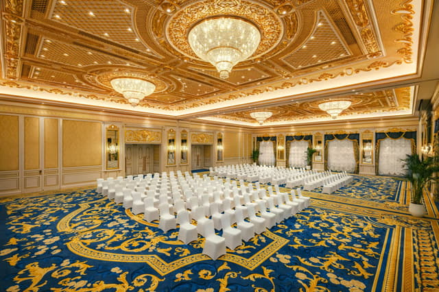 Grand Salon Maximilian Ballroom
