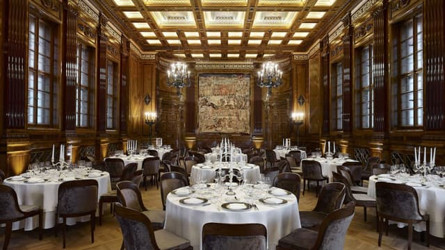 Park-Hyatt-Vienna-P622-Grand-Salon-Dinner-Setup.jpg