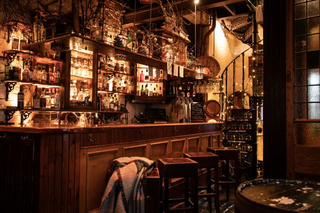 The Wee Whisky Bar