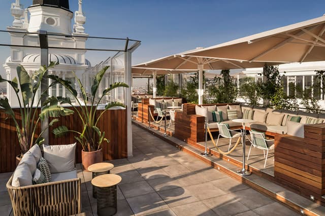 Full Buyout of Radio Rooftop Bar at ME Madrid