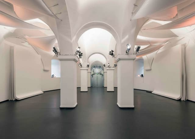 csm_MQ_Ovalhalle_02_V2__c__Alexander_Eugen_Koller_c4e06f7766 (1).jpg