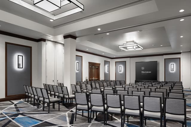 lgbsi-crystal-ballroom-1375-hor-clsc.jpg