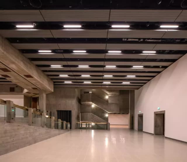 interior-of-empty-hayward-gallery.jpg