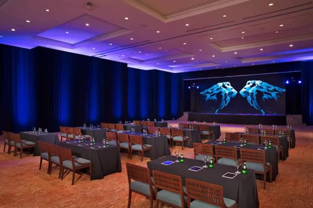 DRERC-GRP-Ballroom-School-1A-RGB-CB.jpg