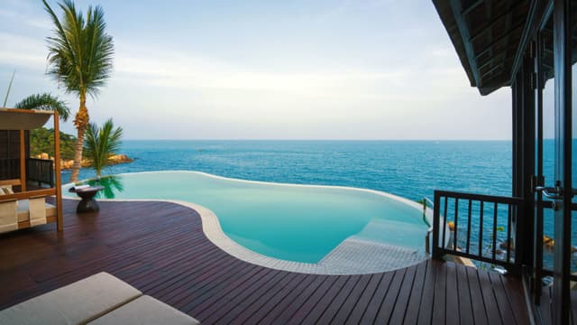 Silavadee Ocean Front Pool Villa Suite