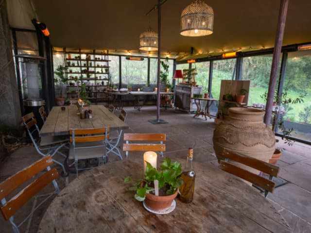 the-terrace-the-pig-at-combe.jpg