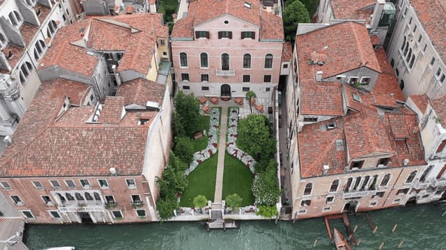 palazzo-venart-garden.jpg