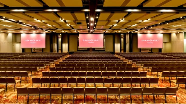 Grand-Hyatt-Bogota-P034-Grand-Ballroom-Auditorio.jpg