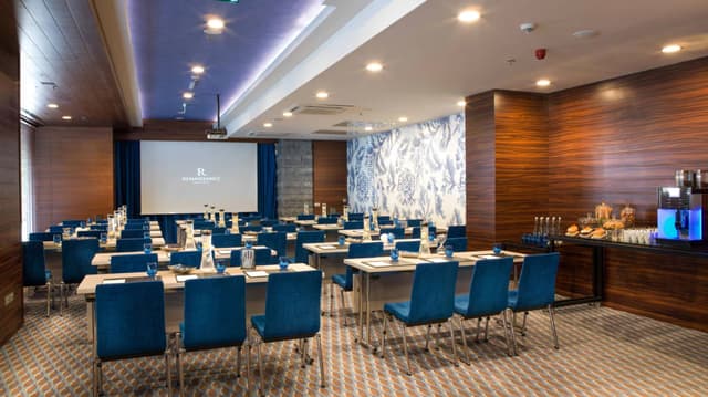 adbbr-meeting-0058-hor-wide.jpg