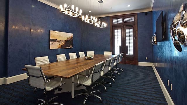 Pilar Boardroom