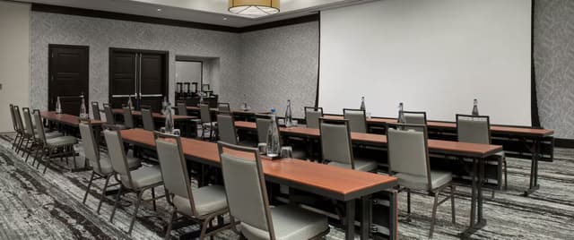 dcasves-va-springfield-emb-hunterballroom-classroom.jpg