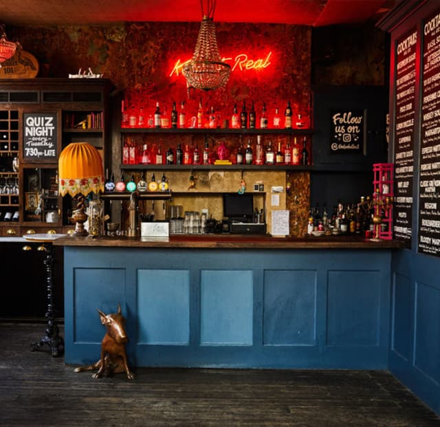 the-ten-bells-private-hire-cocktail-bar-4_d5ce5897-7f38-45df-bcbd-e322ed81e81a_1944x.jpg
