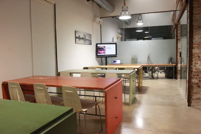 los-mejores-espacios-y-salas-para-eventos-en-barcelona-3-scaled.jpg