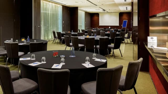 BCNRB-P028-Tower-Events-Room-Torres.jpg