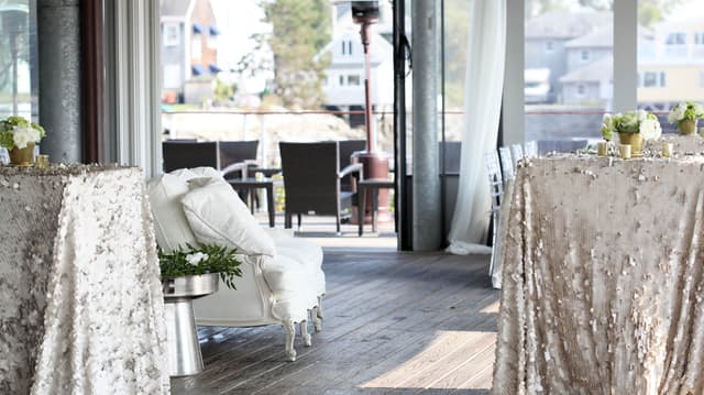 theboathousewaterfronthotel-weddingsandevents-gallery-01-658359d0d9673.jpg