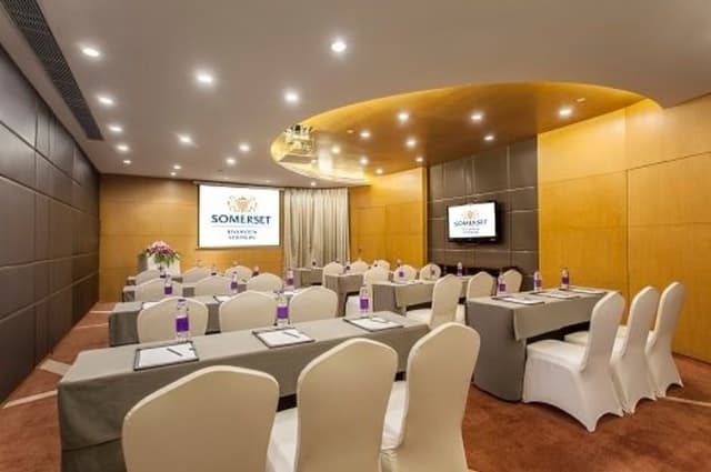 Business Meeting Rooms