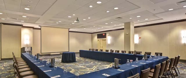 meeting-room-u-shape-set-up.jpg