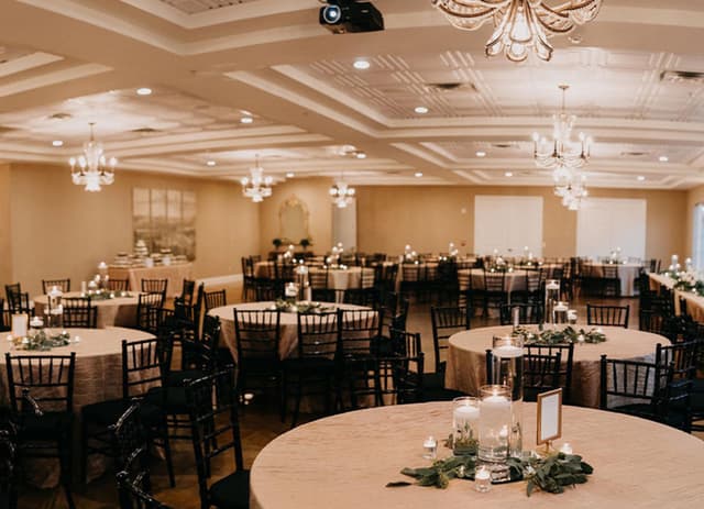 walters-wedding-estates-our-venues-dallas-fort-worth-collection-flower-mound-gallery-image-4-crop.jpg