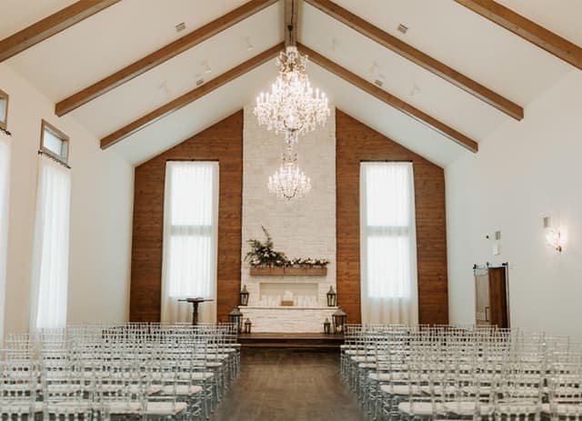 walters-wedding-estates-our-venues-dallas-fort-worth-collection-hidden-pines-chapel-hurst-gallery-image-17-crop.jpg
