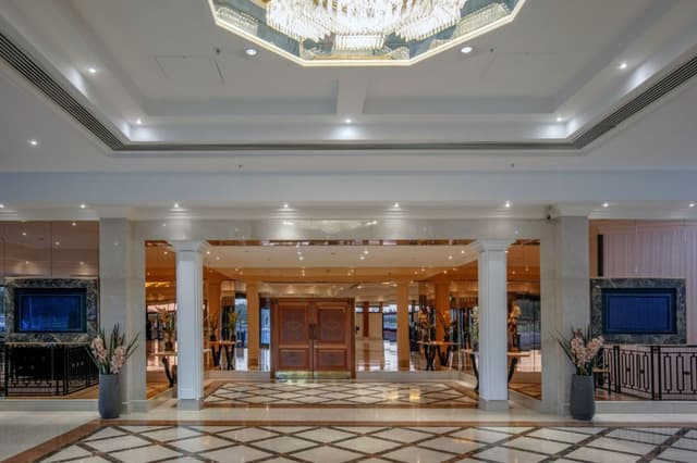 National-Conference-Centre-Entrance-Foyer.jpg