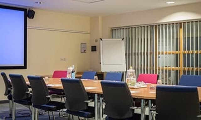 trent-small-meeting-room.jpg