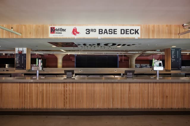 Third_Base_Deck_0042_b83f669a8f.jpg