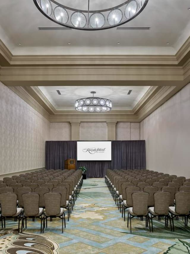 Carolina-6-Theater-Set-West-Beach-Conference-Center.jpg