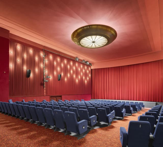 DanielHorn_DelphiFP_Blick_auf_Leinwand_rechts.jpg