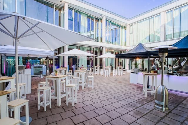 Cafe-Moskau_Atrium-18.jpg