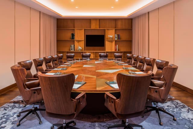 Diamond Boardroom