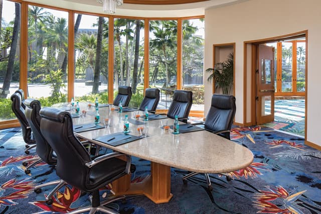 Water's Edge Boardroom