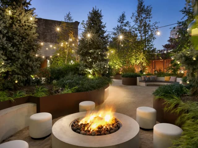 nycmp-home-amenities-fire-pit-4x3-1.jpg