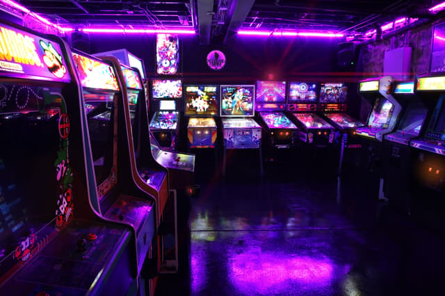 Spacebar-Arcade-Classic-Arcade-Cabinets-Pinball.jpg