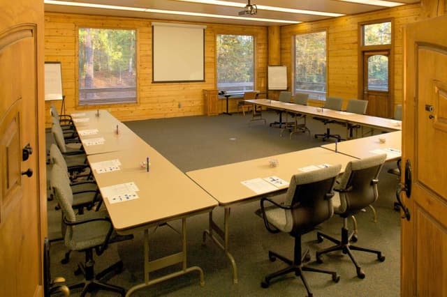 Sycamore Meeting Room