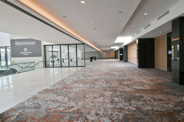 si-yulls-foyer35889-86315_Classic-Hor.jpg