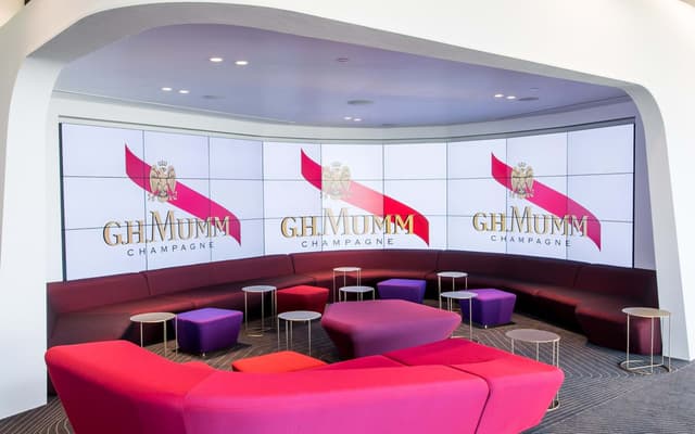 G.H.Mumm Champagne Bar