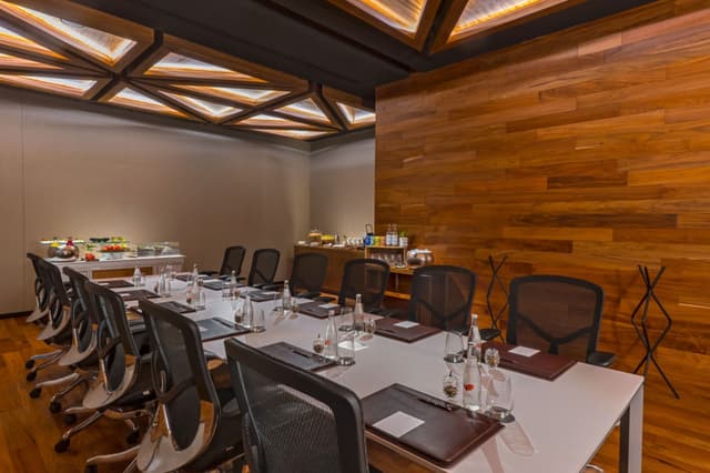 Cerralvo Boardroom