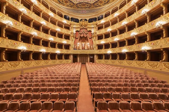 Full Buyout Of The Teatro Nacional de São Carlos