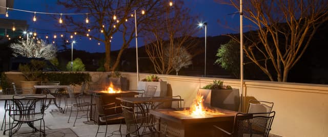 sforf-sanrafael-ballroom-terrace-with-firepits.jpg