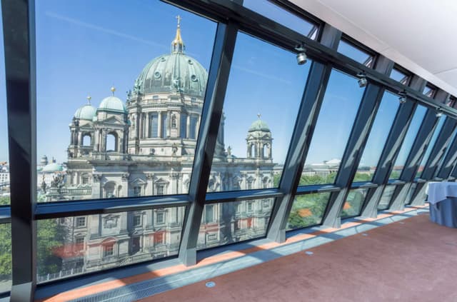 Berlin Cathedral Foyer - 7th Floor DomLounge