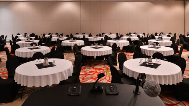 yqrdr-room-0038-hor-wide.jpg