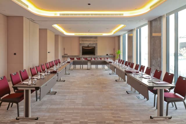 Alula Meeting Room