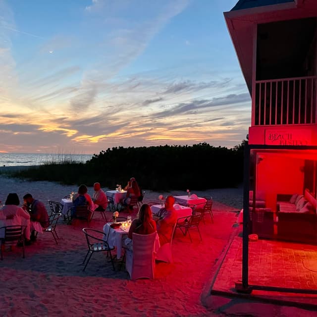 Beach Dining