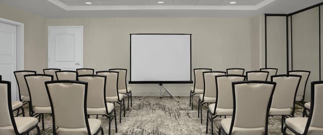 gnvgfgi-fl-gainesville-hgi-meetingroom-theater.jpg