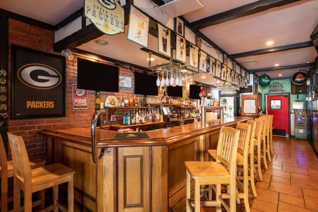 Full Buyout Of The Pickwick's Pub