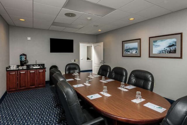 Lewis Boardroom