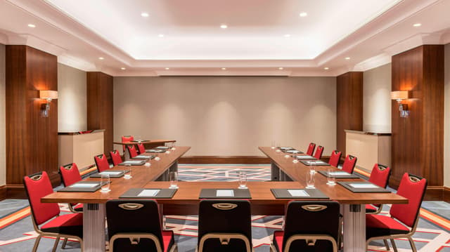 Nizwa Meeting Room