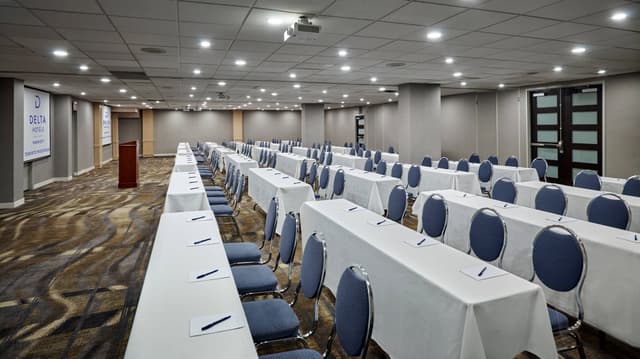 Mississauga Room